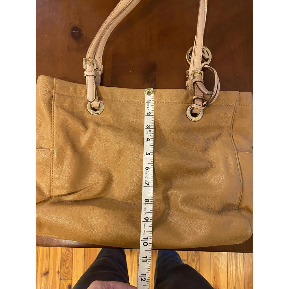 Michael Kors Large Bedford Pebbled Leather Tote Bag - Mustard - Gold Hardware - Picture 3 of 8